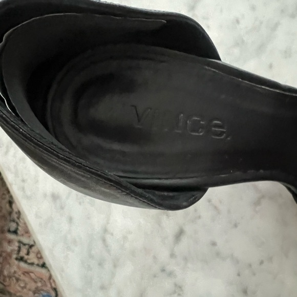 Vince Black Leather Claire D’Orsay Pumps, size 8 - Picture 7 of 7